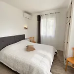 06cg Beautiful 2 Bedroom - Garden * Cagnes-sur-Mer