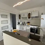 06cg Beautiful 2 Bedroom - Garden Appartement Cagnes-sur-Mer