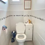 06cg Beautiful 2 Bedroom - Garden Appartement