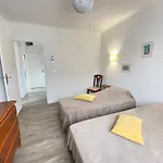 06cg Beautiful 2 Bedroom - Garden