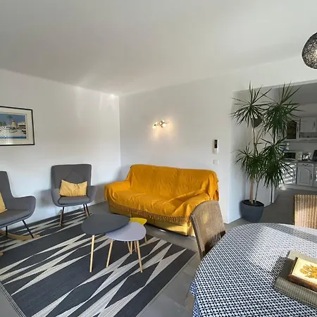 06cg Beautiful 2 Bedroom - Garden 公寓 *